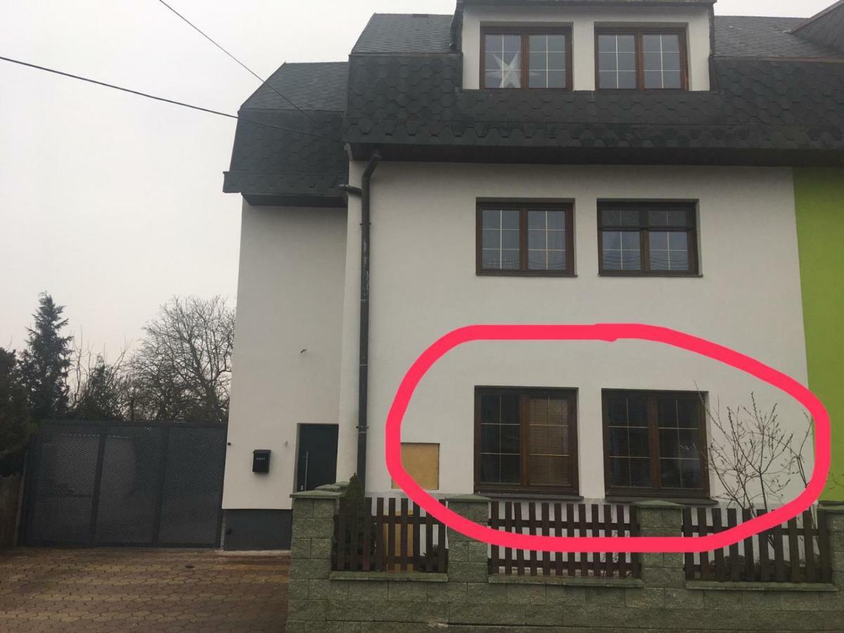 Apartment Dubnica Prejta Dubnica nad Váhom Екстериор снимка